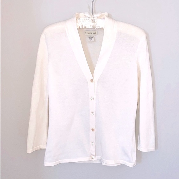 Banana Republic Women's White Sweater Medium’ - Picture 6 of 10